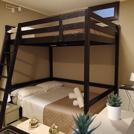 הוילה קטאניה U Peri Alivu House מראה חיצוני תמונה